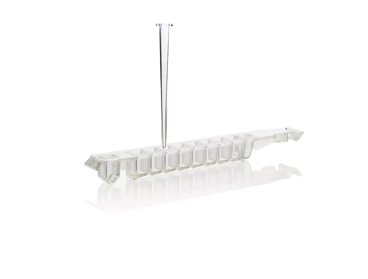 Plastic consumables for bacteriology and immunoassay