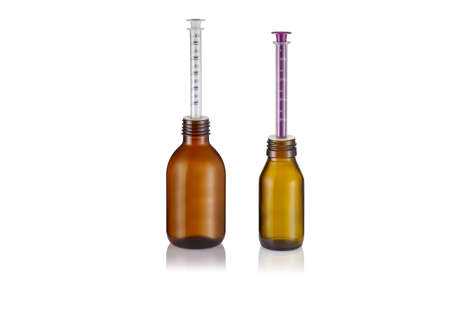one plastic bottle with reducer and white dosing syringe assembled and one glass bottle with reducer and purple dosing syringe assembled