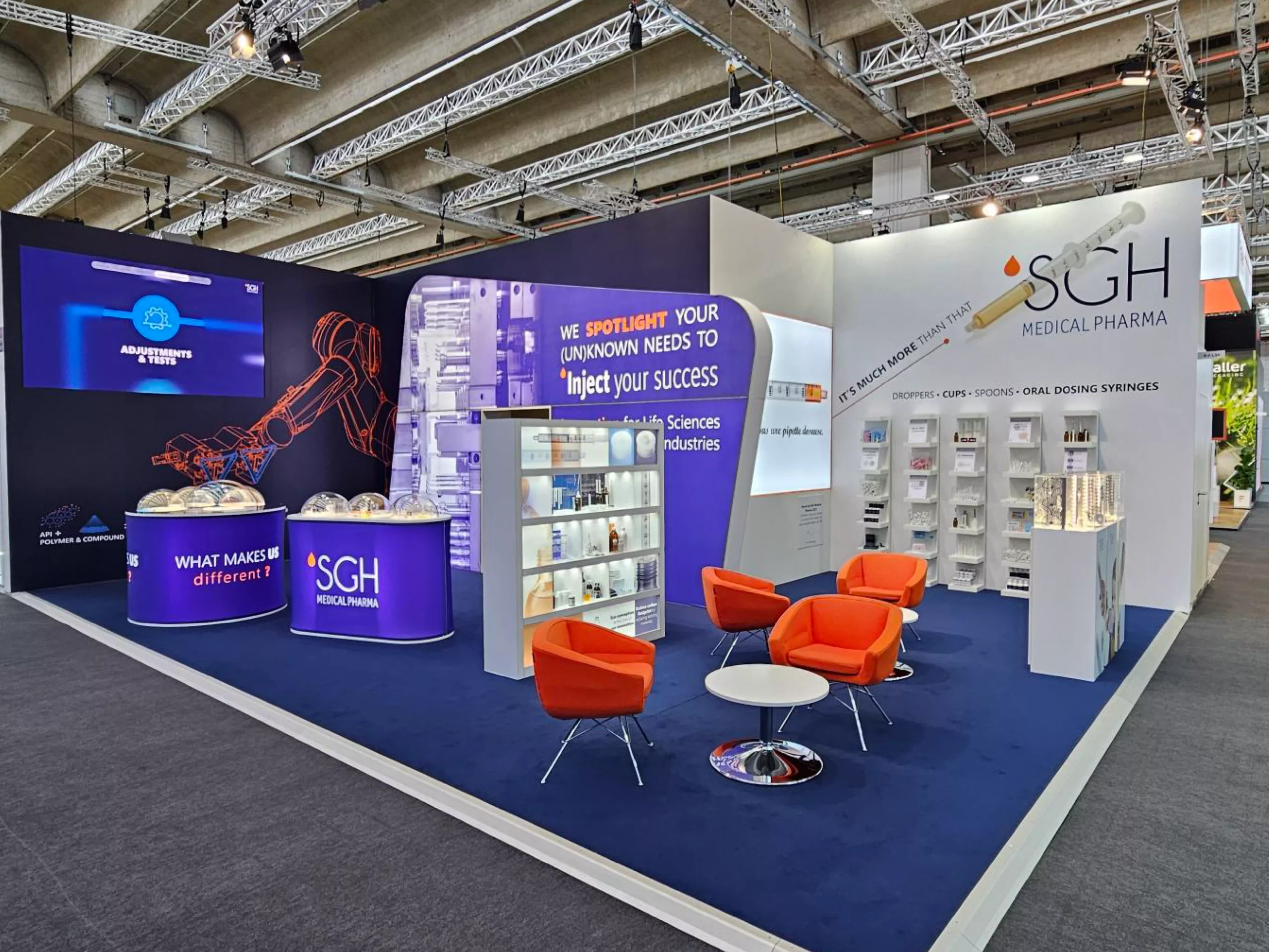 prise de vue large du stand SGH à un salon professionnel